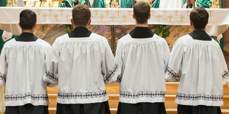 stjb_img_altar_servers.jpg